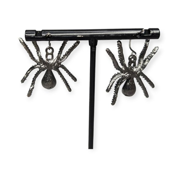 Silver Tone Spider Dangle Earrings - Picture 3 of 5